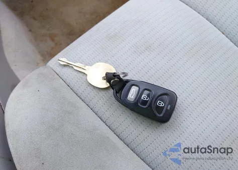 2008 Hyundai Sonata Gls z USA, uszkodzony, nr VIN 5NPET46C98H379746